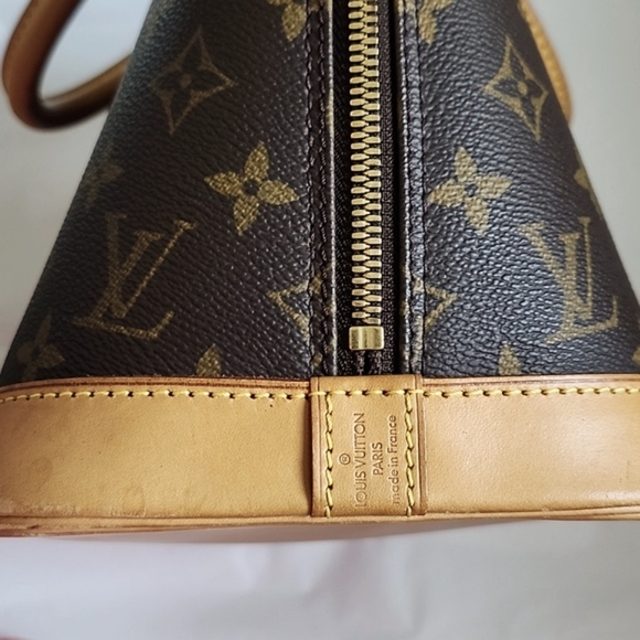 Authentic LOUIS VUITTON LV Monogram Canvas ALMA PM - Picture 12 of 17